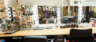 Atelier-Kulisy - wypożyczalnia kostiumów i peruk